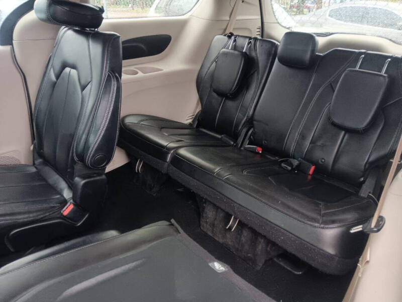 2021 Chrysler Voyager LXi