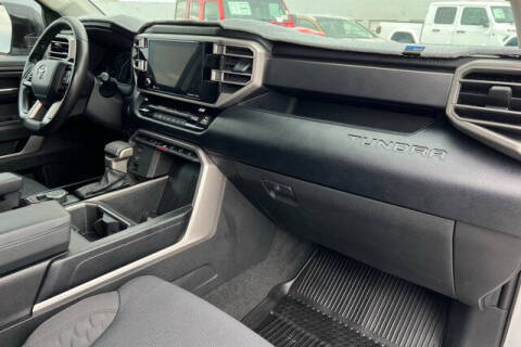 2022 Toyota Tundra SR5