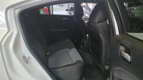 2016 Dodge Charger SE