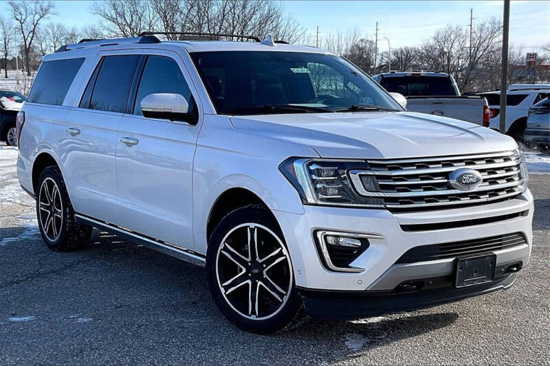 2019 Ford Expedition Limited's photo