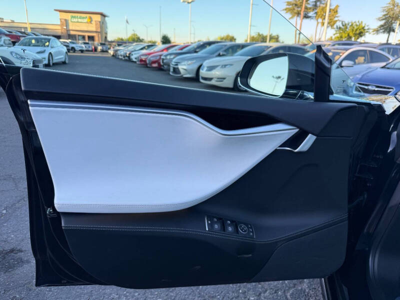 2017 Tesla Model S 60