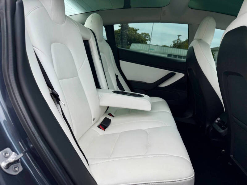 2020 Tesla Model 3 Standard Range Plus