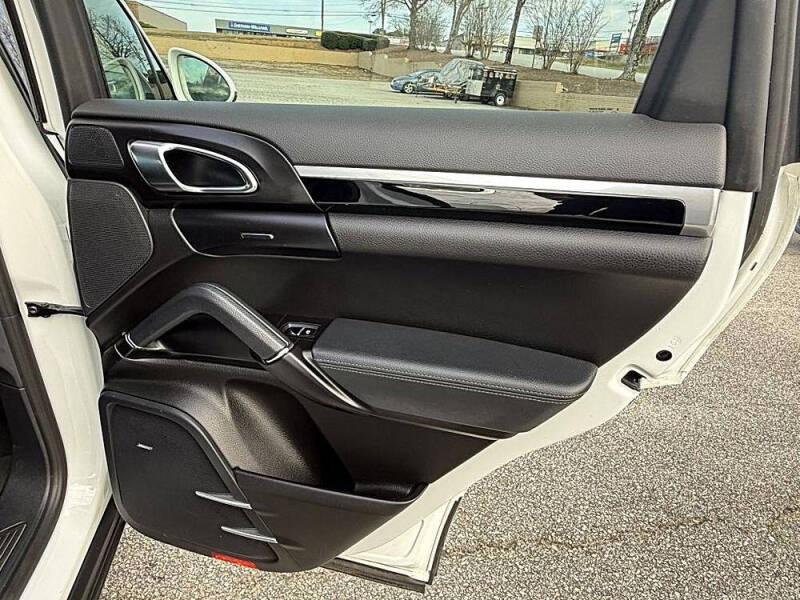 2016 Porsche Cayenne