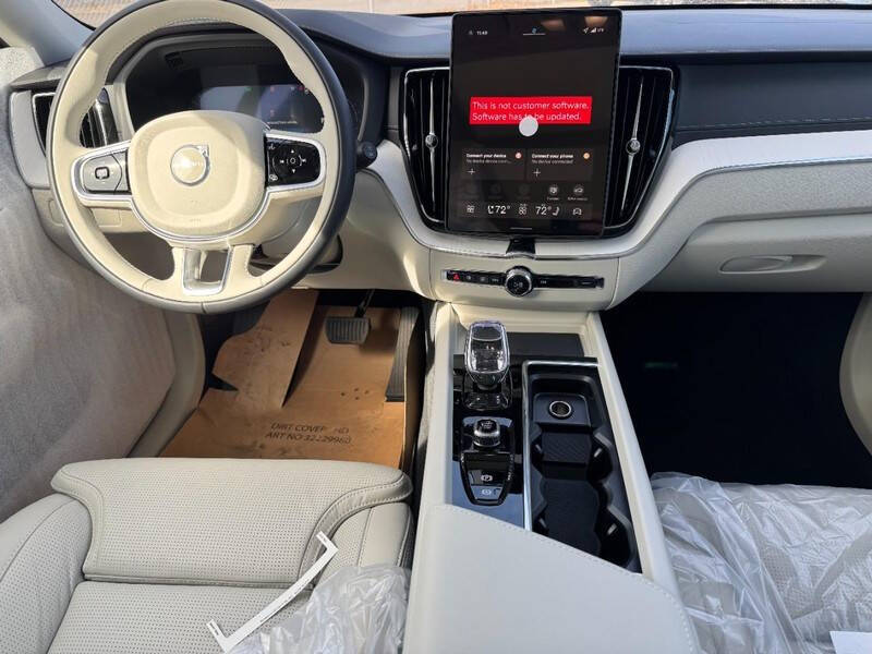 2026 Volvo XC60 B5 Ultra