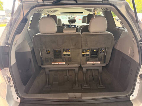 2015 Toyota Sienna