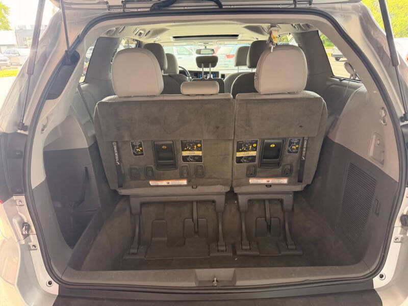2015 Toyota Sienna