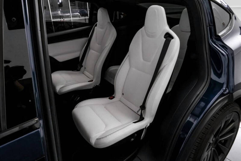 2023 Tesla Model X Plaid