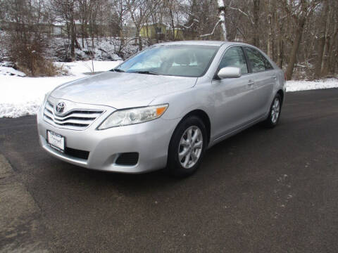 2011 Toyota Camry for sale at Triangle Auto Sales in Elgin IL