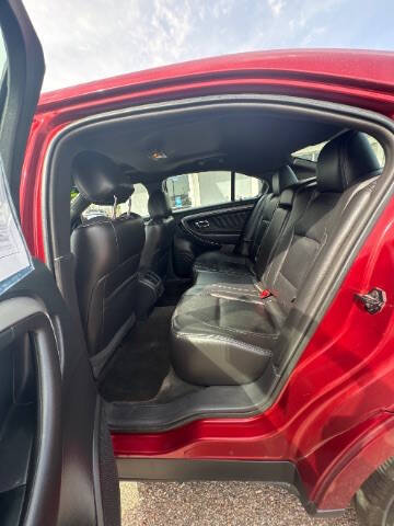 2015 Ford Taurus SEL