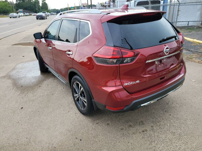 2018 Nissan Rogue SL