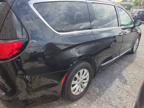 2019 Chrysler Pacifica Touring L