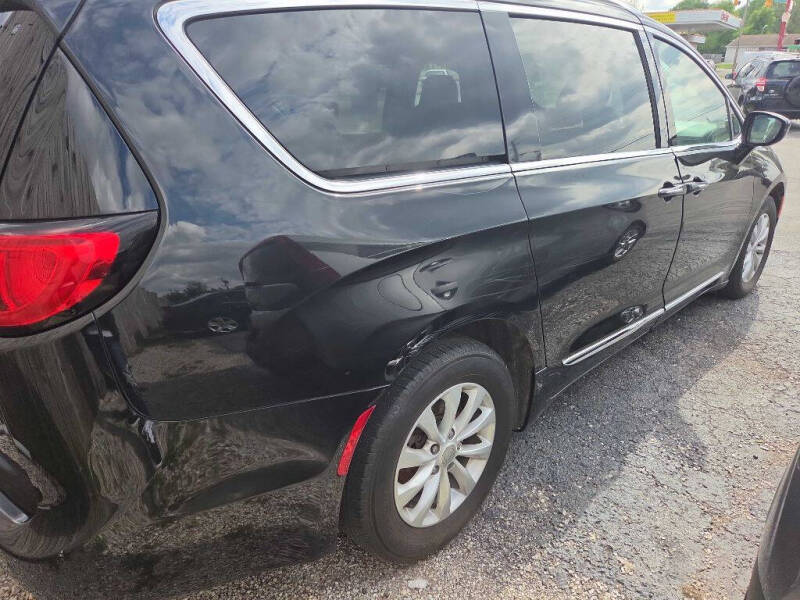 2019 Chrysler Pacifica Touring L
