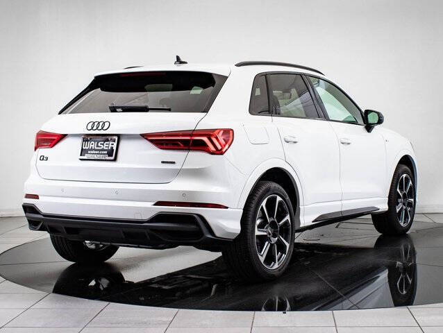 2025 Audi Q3 quattro S line Prem Plus 45 TFSI