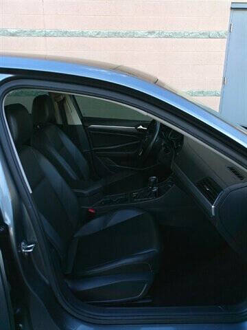 2019 Volkswagen Jetta SE