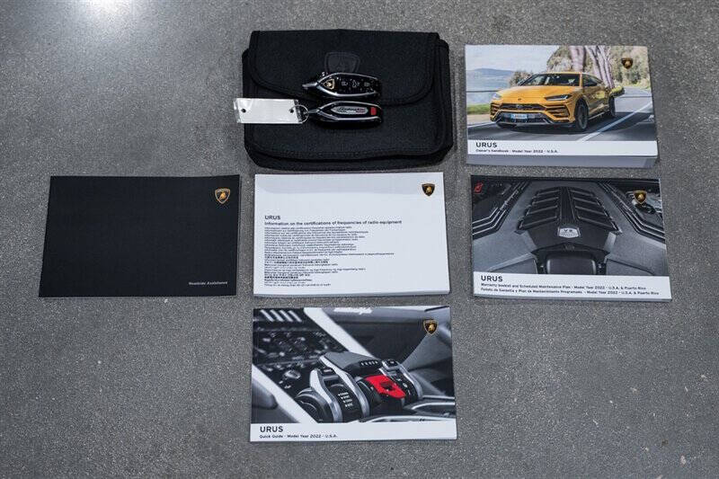 2022 Lamborghini Urus