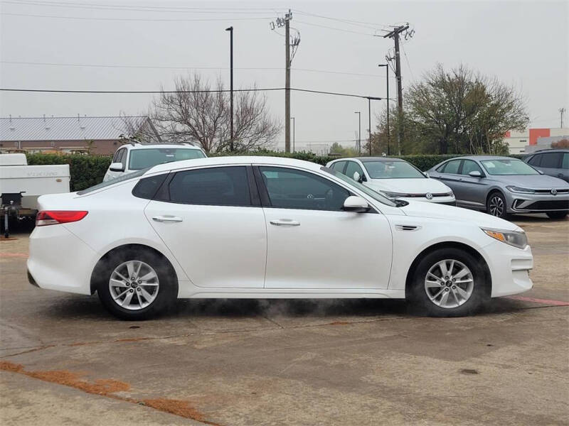 2016 Kia Optima LX