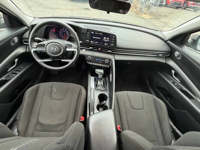 2023 Hyundai Elantra