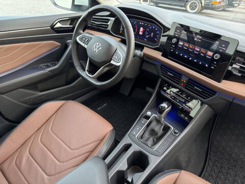 2025 Volkswagen Jetta SEL