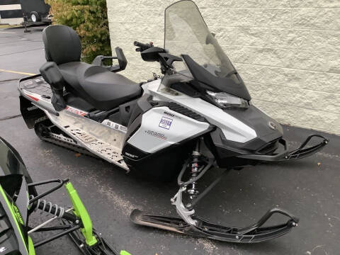 2020 Ski-Doo Grand Touring Sport Rotax®