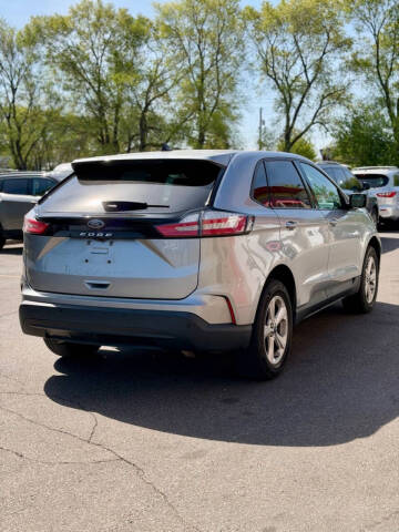 2021 Ford Edge SE