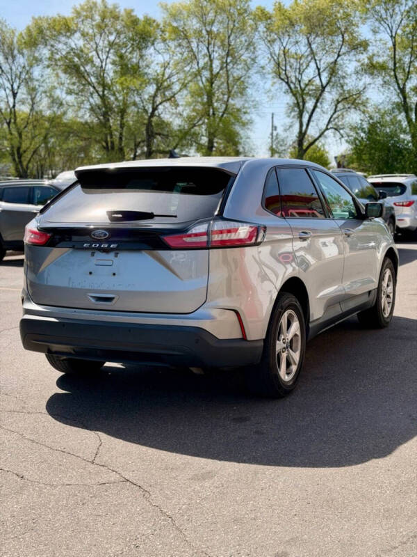 2021 Ford Edge SE