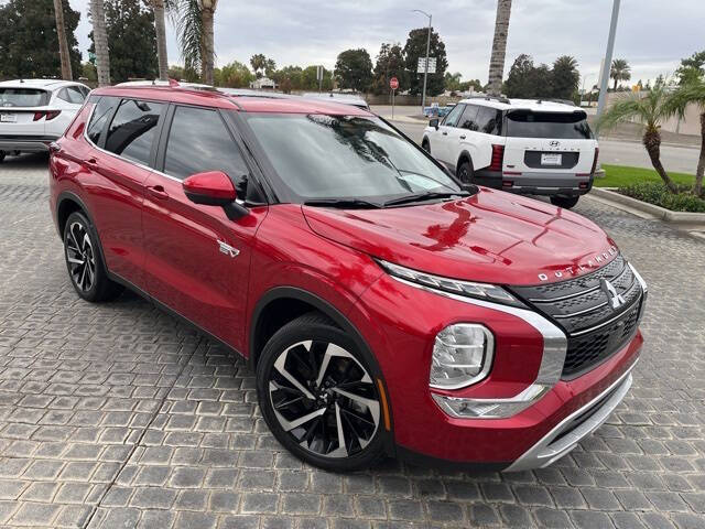 2023 Mitsubishi Outlander PHEV SE