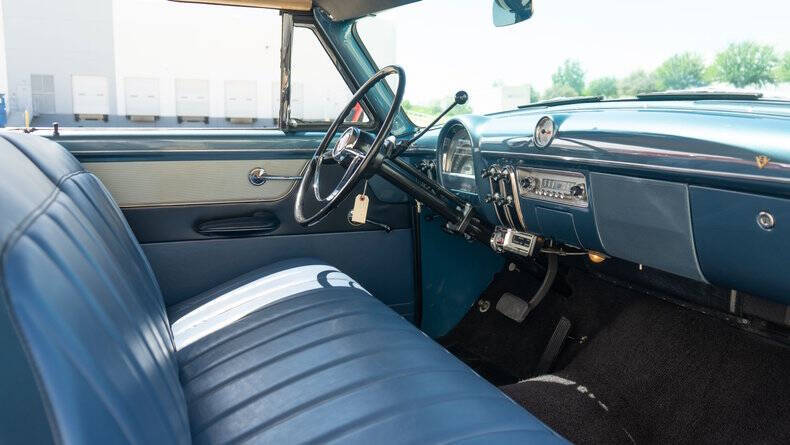 1953 Ford Crestline