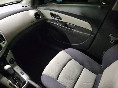 2014 Chevrolet Cruze LS Auto