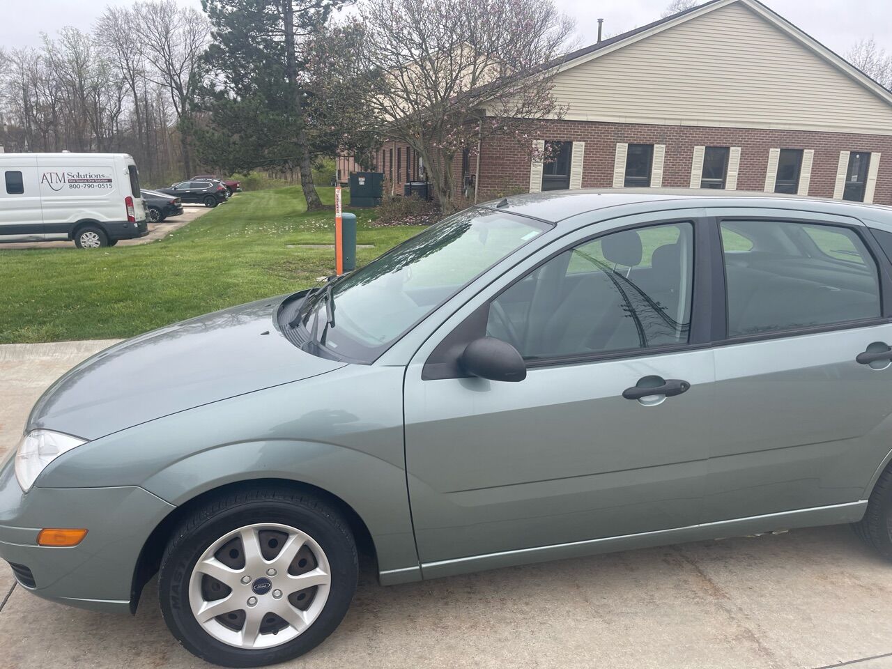 2005 Ford Focus ZX5 SES