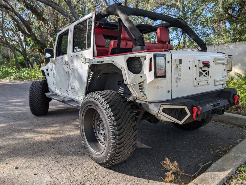 2011 Jeep Wrangler Unlimited Sport photo 4