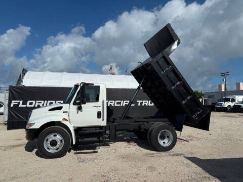 2011 International DuraStar 4300