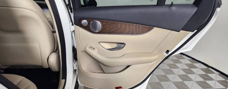 2019 Mercedes-Benz GLC GLC 350e 4MATIC