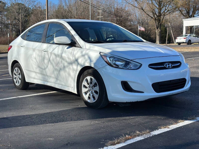 2017 Hyundai Accent SE