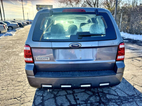 2009 Ford Escape XLS