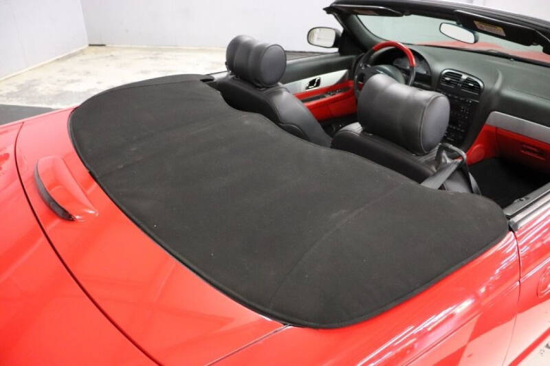 2002 Ford Thunderbird