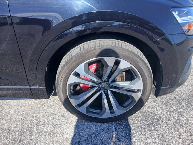 2019 Audi Q8 quattro Premium Plus 55 TFSI