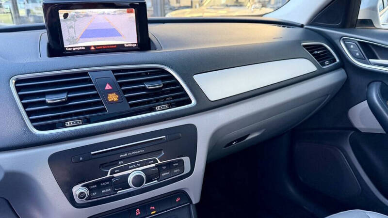 2017 Audi Q3 2.0T Premium