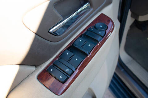 2012 Chevrolet Suburban LS