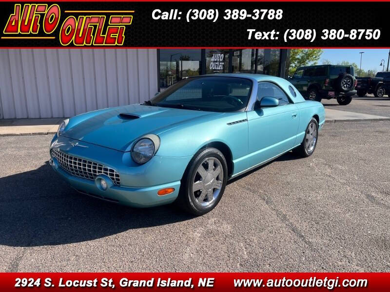 2002 Ford Thunderbird Premium's photo