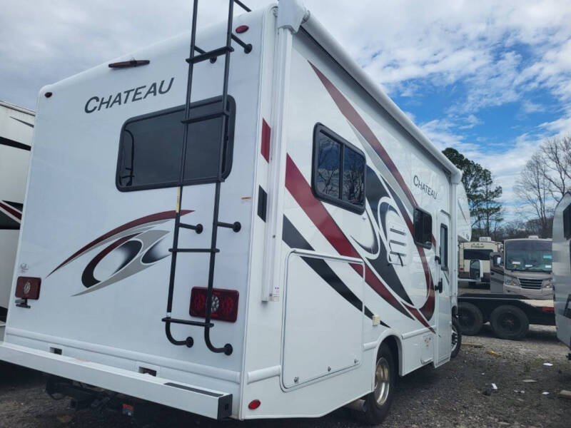 2023 Thor Motor Coach Chateau 22E