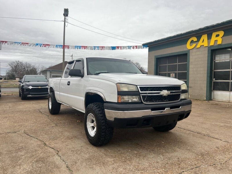 2006 Chevrolet Silverado 1500 for sale at CAR-MART in Union City TN