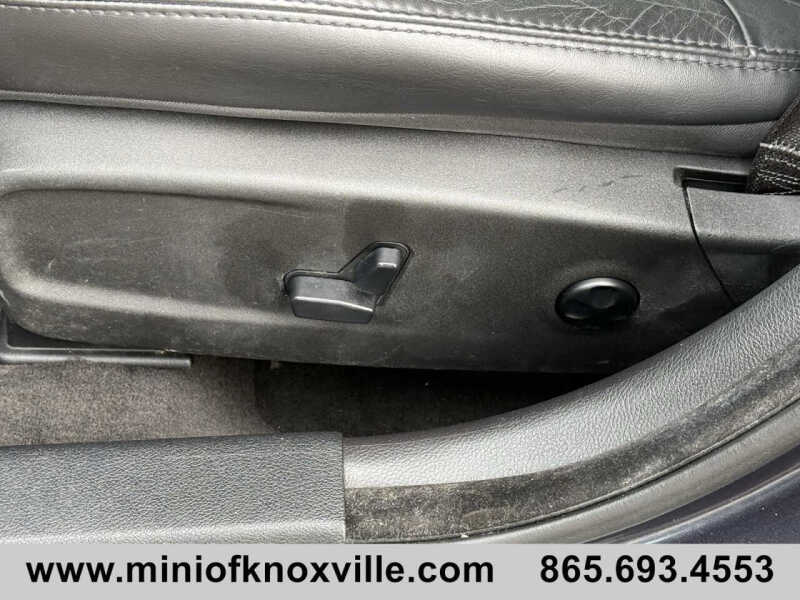 2015 Chrysler 300 Limited