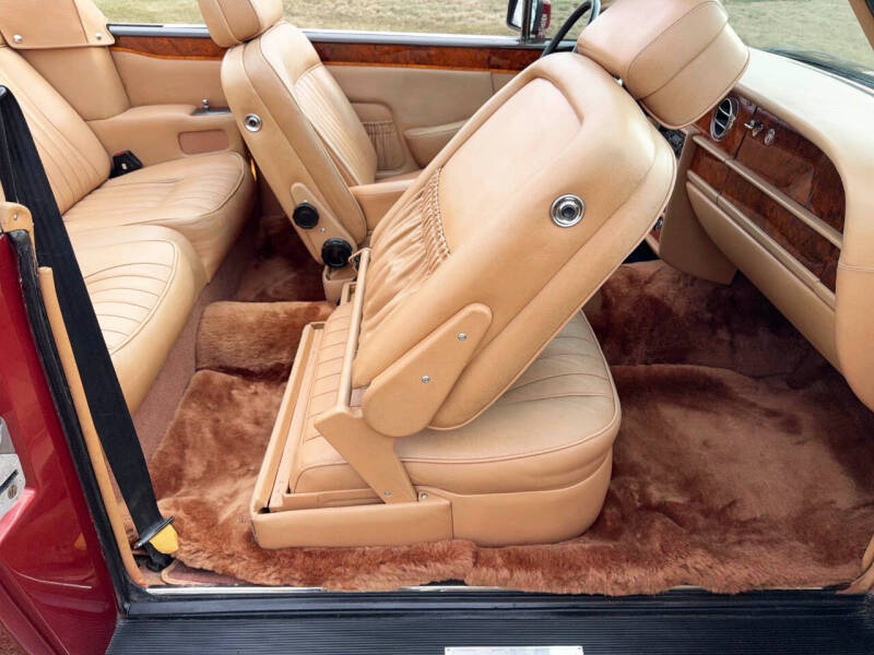 1985 Rolls-Royce Corniche