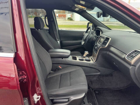 2017 Jeep Grand Cherokee Laredo