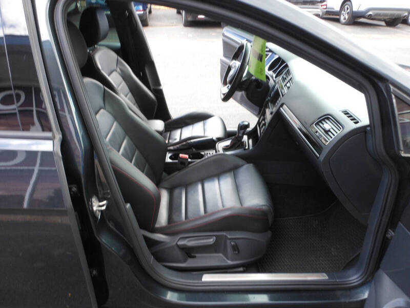 2017 Volkswagen Golf GTI SE