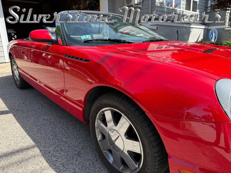 2002 Ford Thunderbird Deluxe