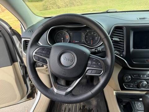 2019 Jeep Cherokee Latitude