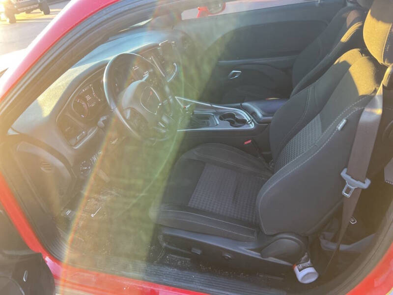 2021 Dodge Challenger SXT