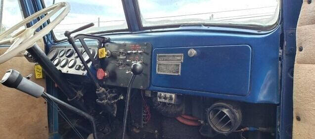 1954 Mack LTL