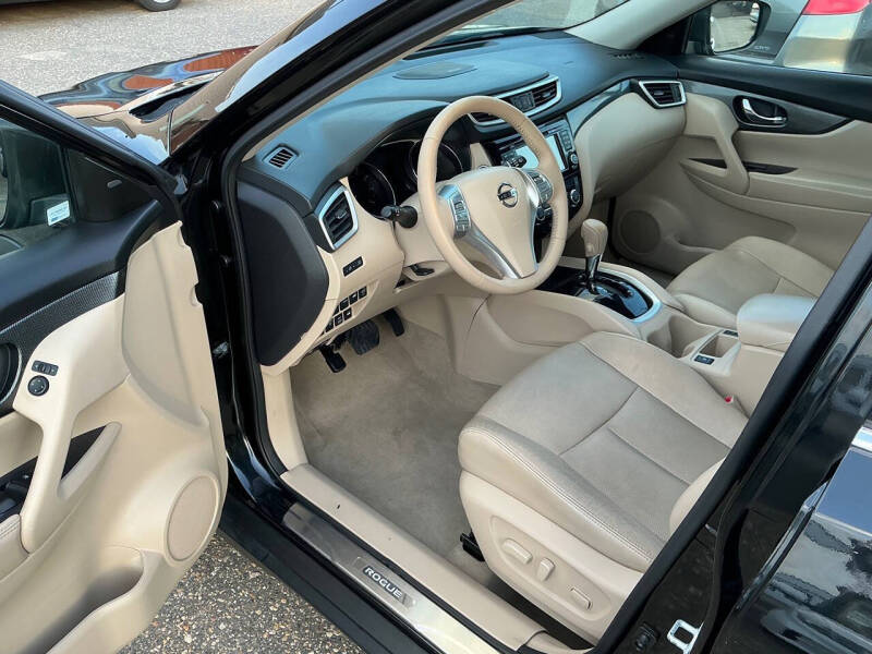 2015 Nissan Rogue SL